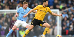 مانشستر سيتي ينتصر على وولفرهامبتون 2-1 في الدوري الإنجليزي