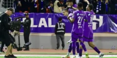 الهلال ضد الأخدود