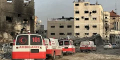 قصف مجمع ناصر الطبي