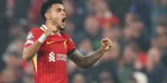 النصر ينافس برشلونة وبايرن على ضم لويس دياز من ليفربول