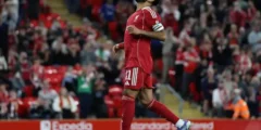 محمد صلاح ينتقد تعزية يويفا لوفاة النجم الفلسطيني بيليه