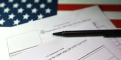 رسوم تأشيرة H-1B الباهظة تدفع الشركات للتفكير بالهجرة