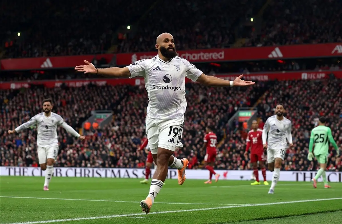 مانشستر يونايتد يهزم ليفربول